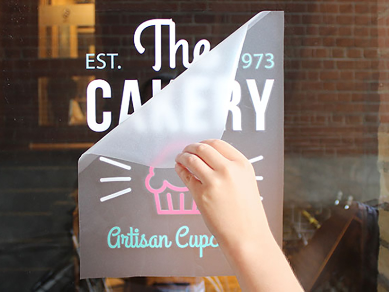 نصب استیکر و برچسب